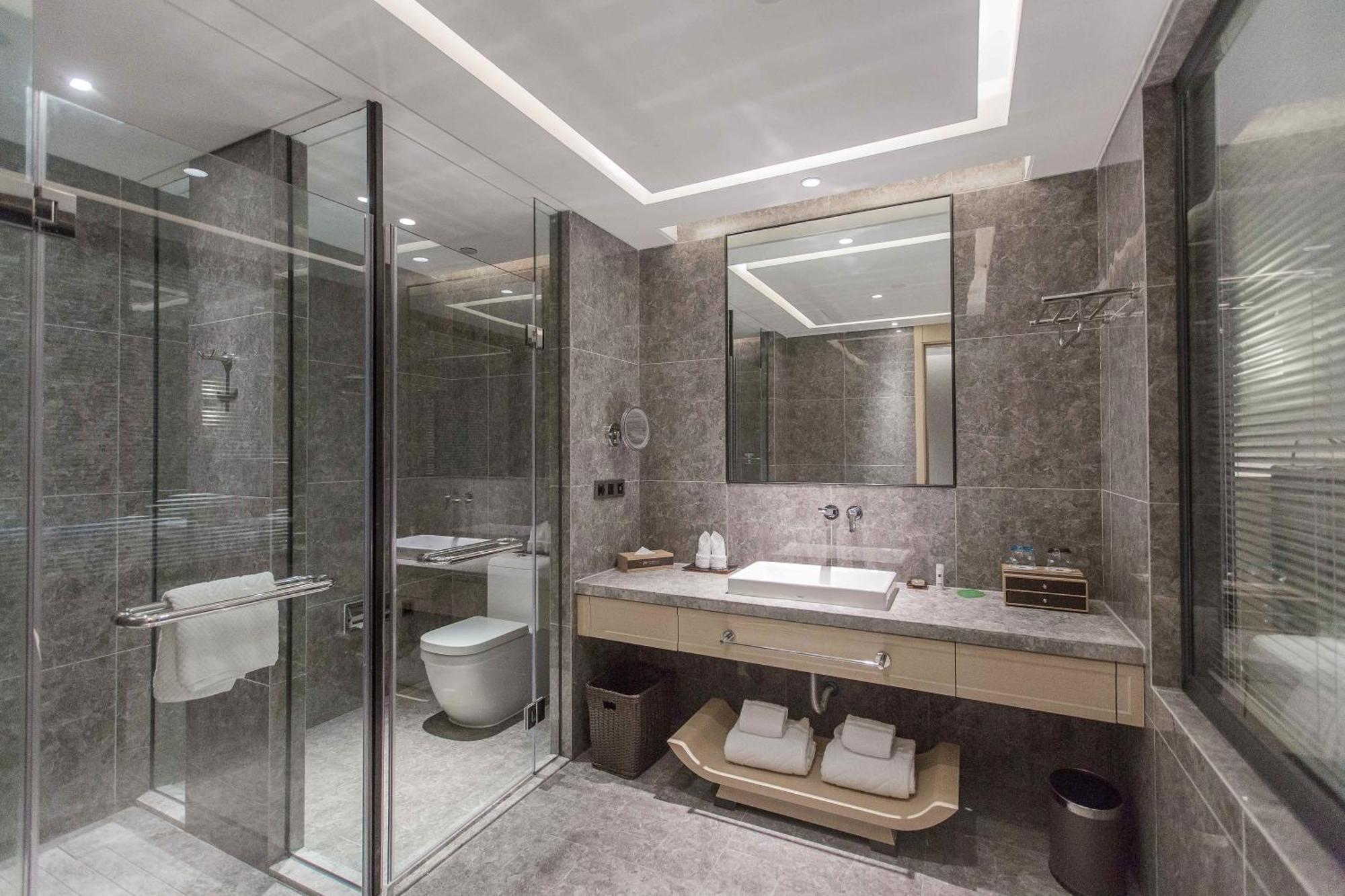 Chongqing Liyuan Hotel Екстериор снимка