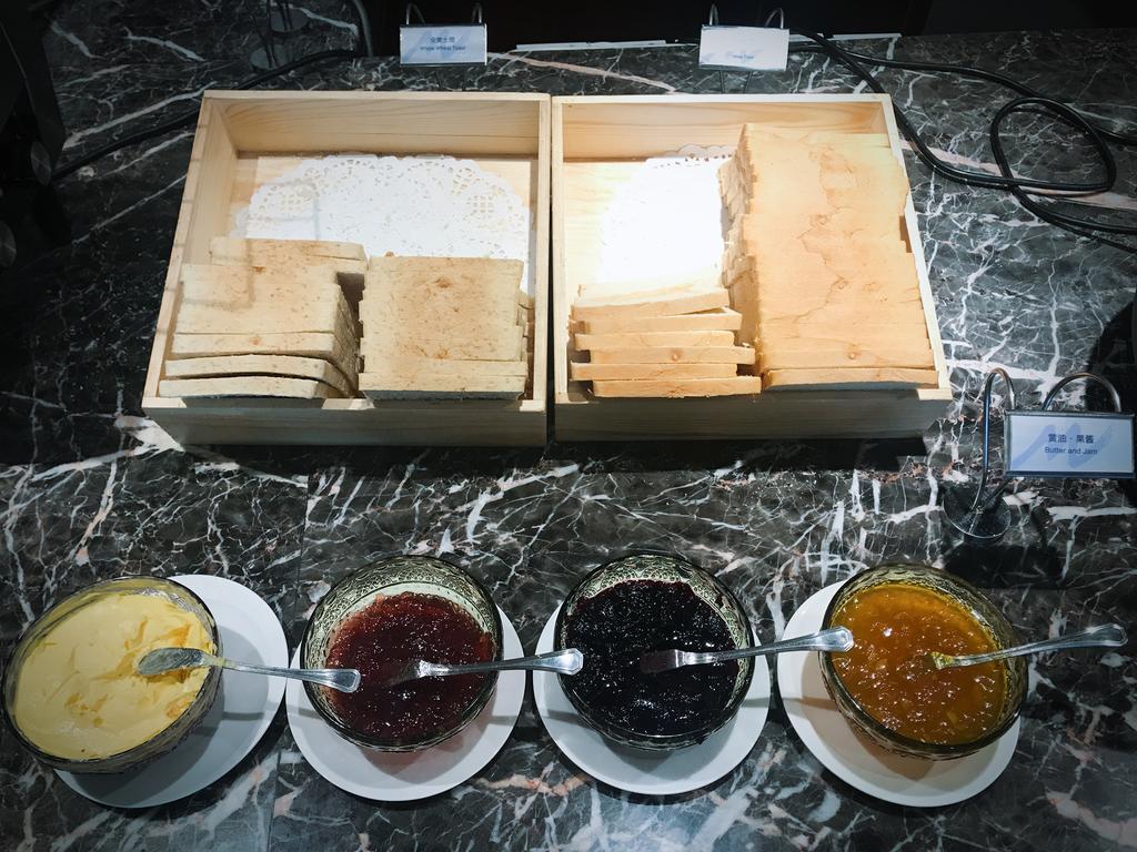 Chongqing Liyuan Hotel Екстериор снимка