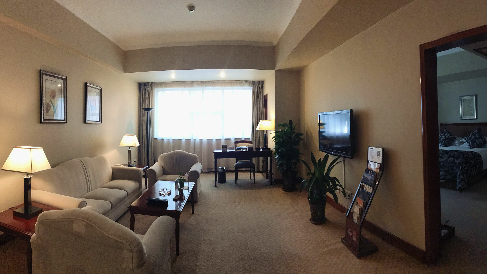 Chongqing Liyuan Hotel Екстериор снимка
