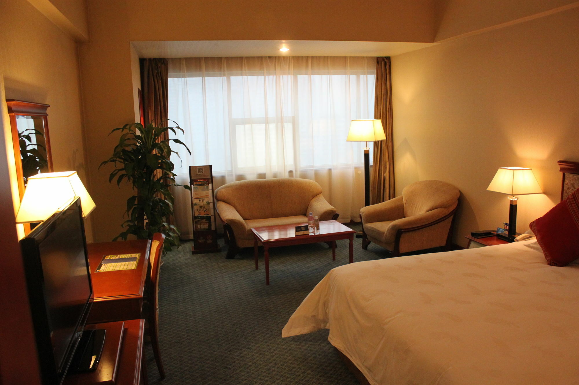 Chongqing Liyuan Hotel Екстериор снимка